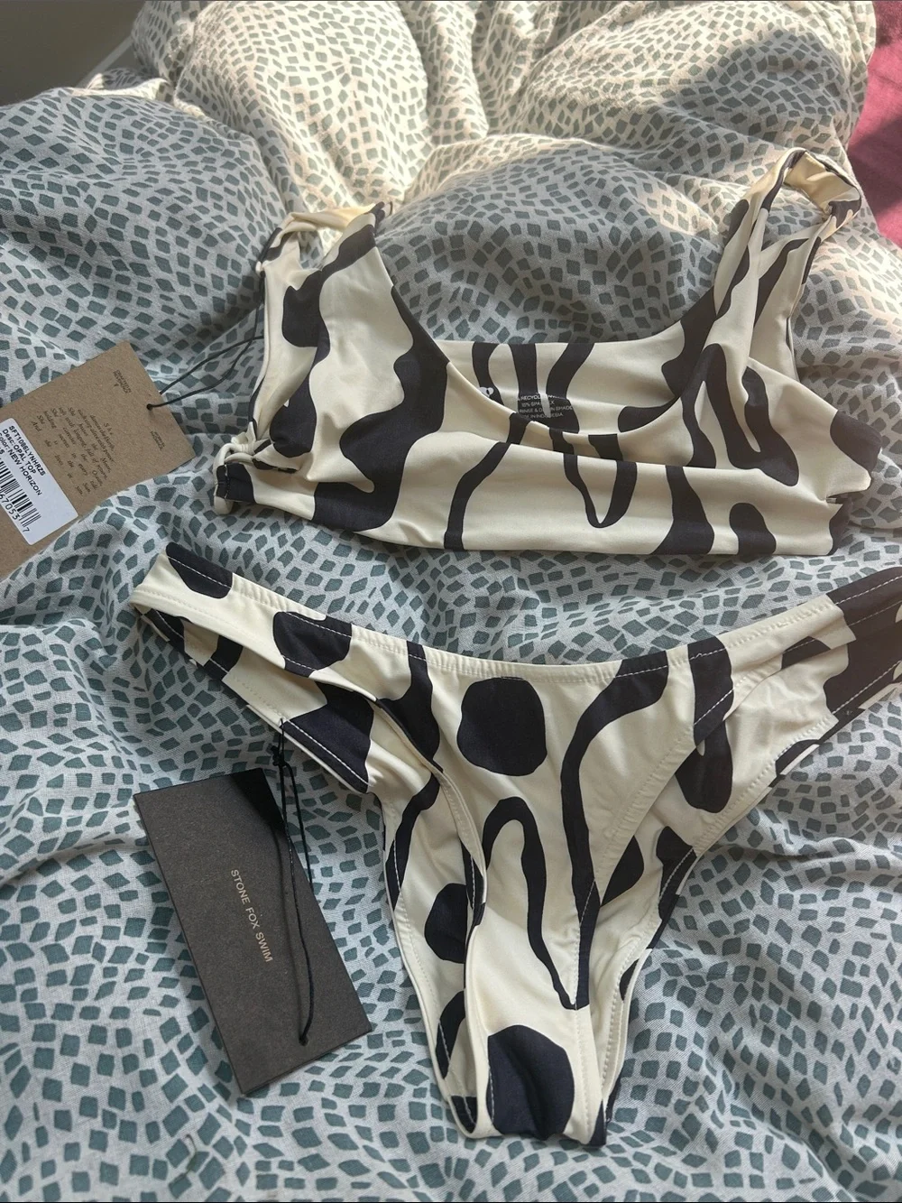 Stone Fox Swim Black & Cream Abstract Print Bandeau Bikini